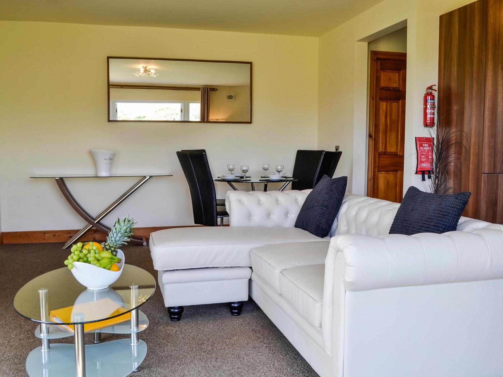 Seaviews And Hot Tub At The Fairways - Uk39821 Portpatrick